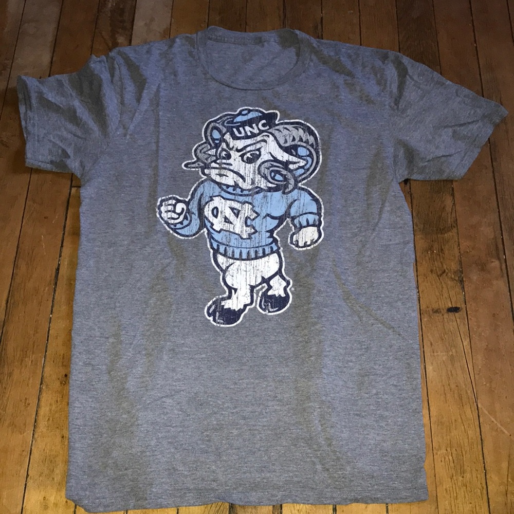 Tar Heels Gray Graphic Tee